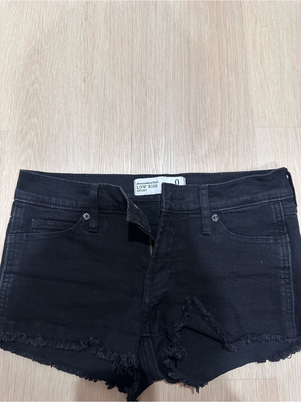 Vintage Abercrombie Women’s Short Jean Shorts - Picture 2 of 4
